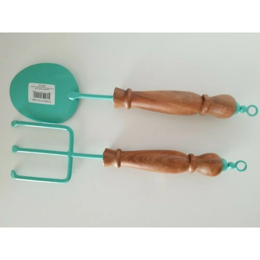 Thirstystone pitchfork shovel